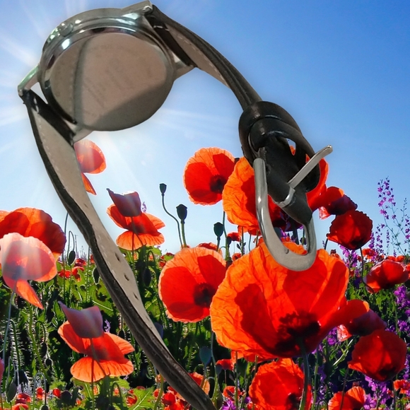 Mickey Mouse Watch - Picture 7 of 8